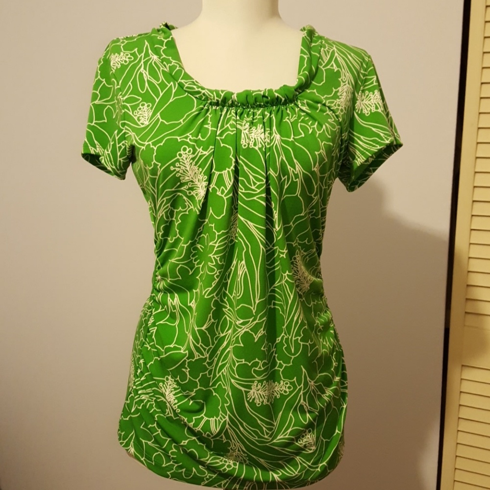 2 for 12$...NEW YORK & COMPANY TOP
